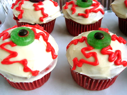 Eyeball Cupcakes